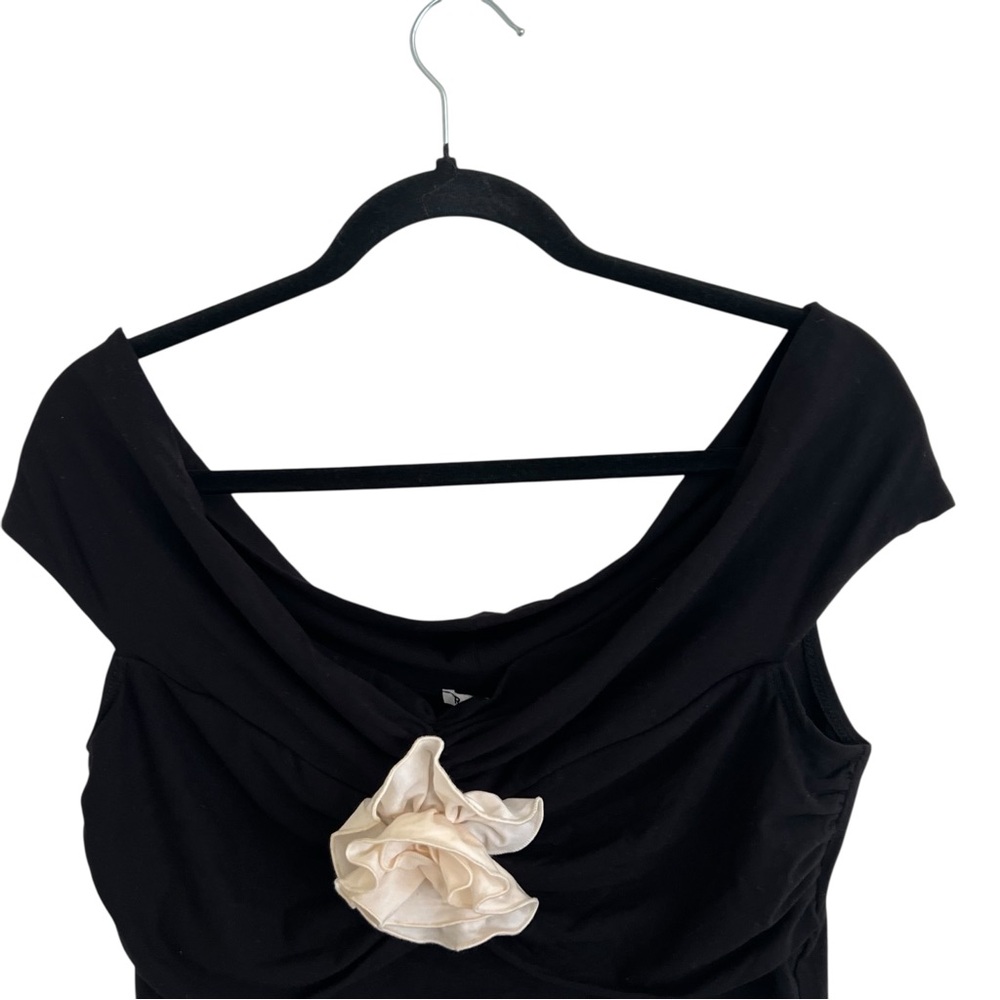 Reformation Black Emerald Knit Top with Floral Applique NWT Large - Picture 4 of 11